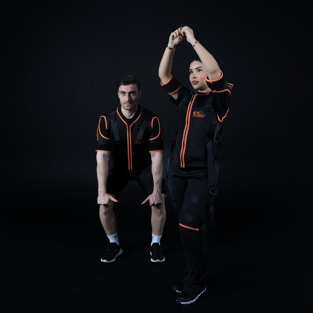 EMS training with customized exercises for fat loss at BodyStorm Sport Qatar